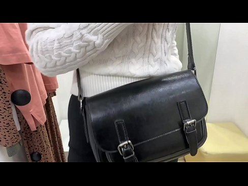 ❤️ אוננות פומבית של הכלבה הצעירה פרלברי עם דילדו בחדר המתאים סופר-פורנו ב-iw.shadbase-xxx.ru ❌️